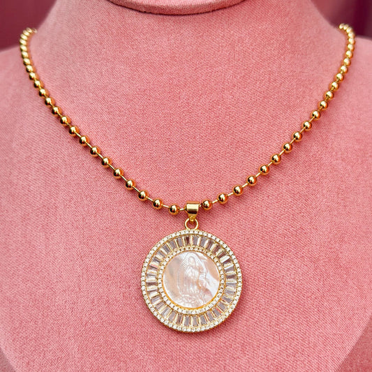 Collar Medalla Virgen de Guadalupe Nácar - vista completa