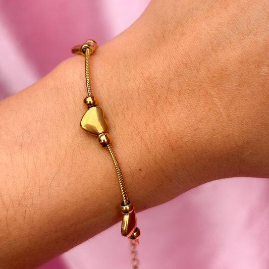 Pulsera corazoncitos