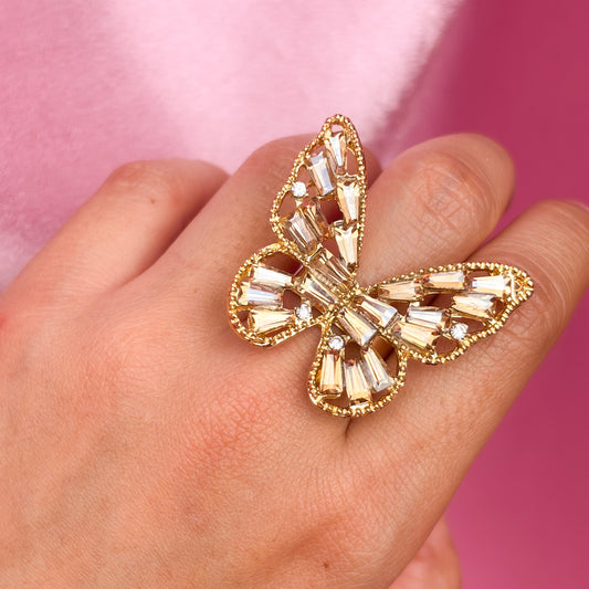 Anillo de mariposa con circonias baguette